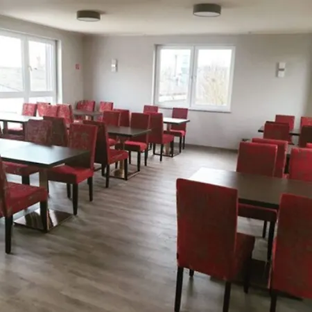 Ξενοδοχείο Steinberger Hof 4*