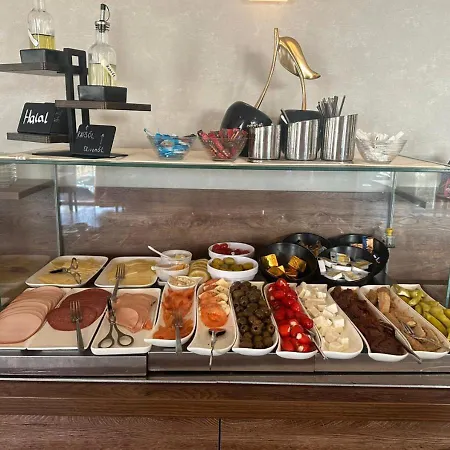 Hotel Steinberger Hof 4*